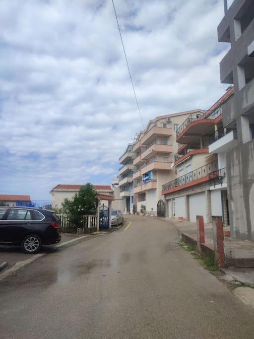 Apartment Status-m Seoce 26 Budva