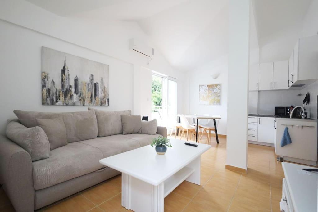 Status-m Seoce 26 Apartment *